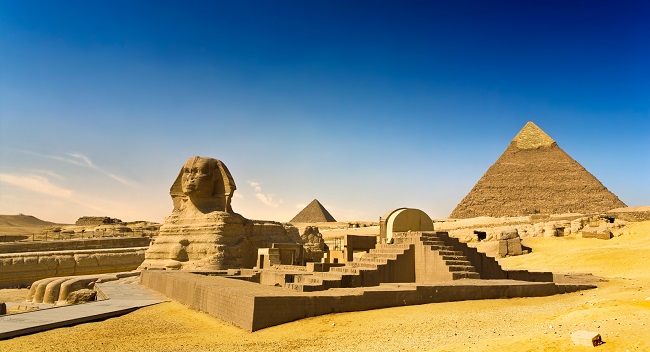lecture about Egyptian pyramids